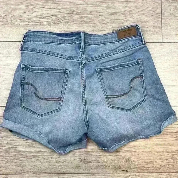 Signature Levi Strauss Jean Shorts Size 27 - Picture 2 of 6